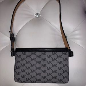 Michael Kors fanny/belt bag